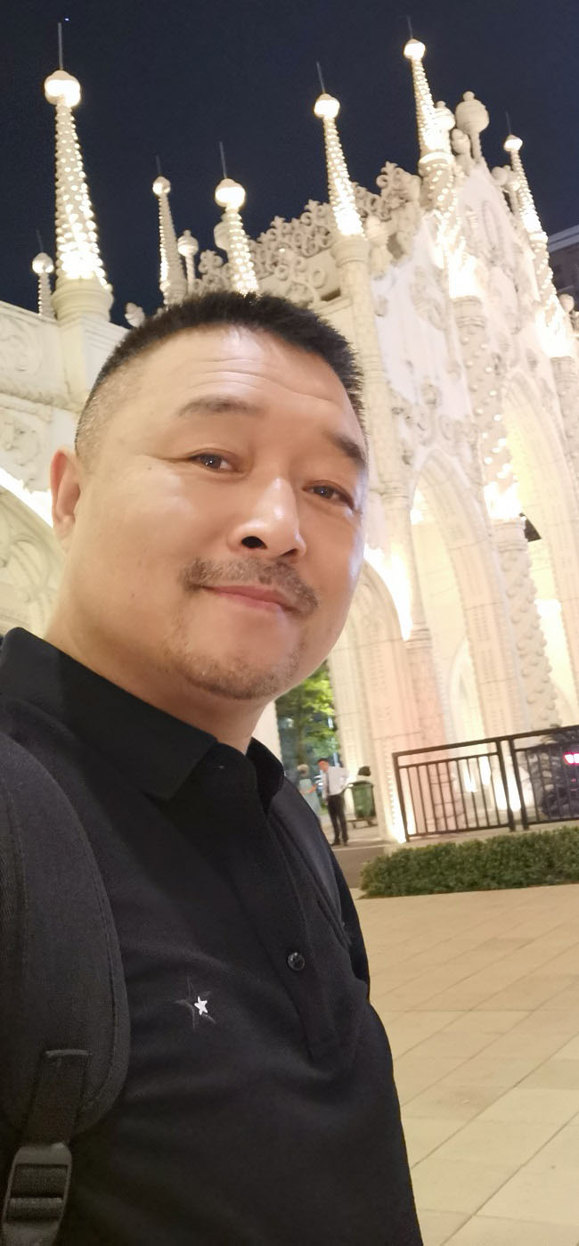 ��������