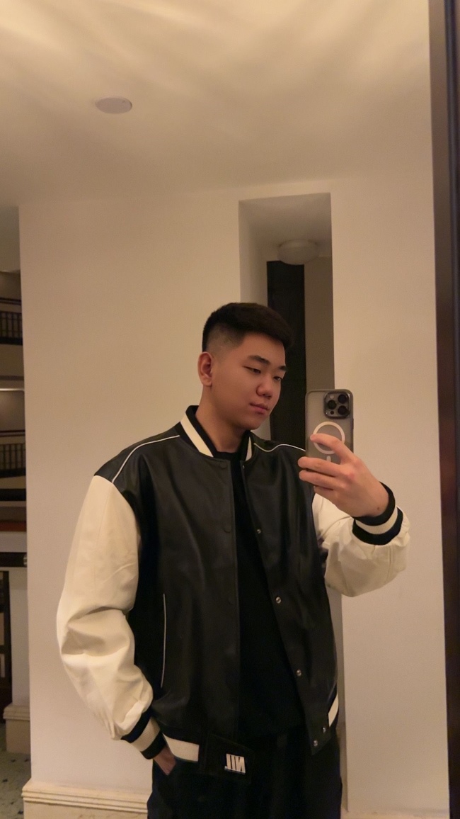 ����������